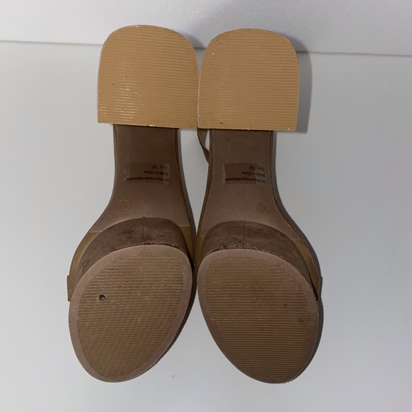 Platform Heels - Picture 3 of 5